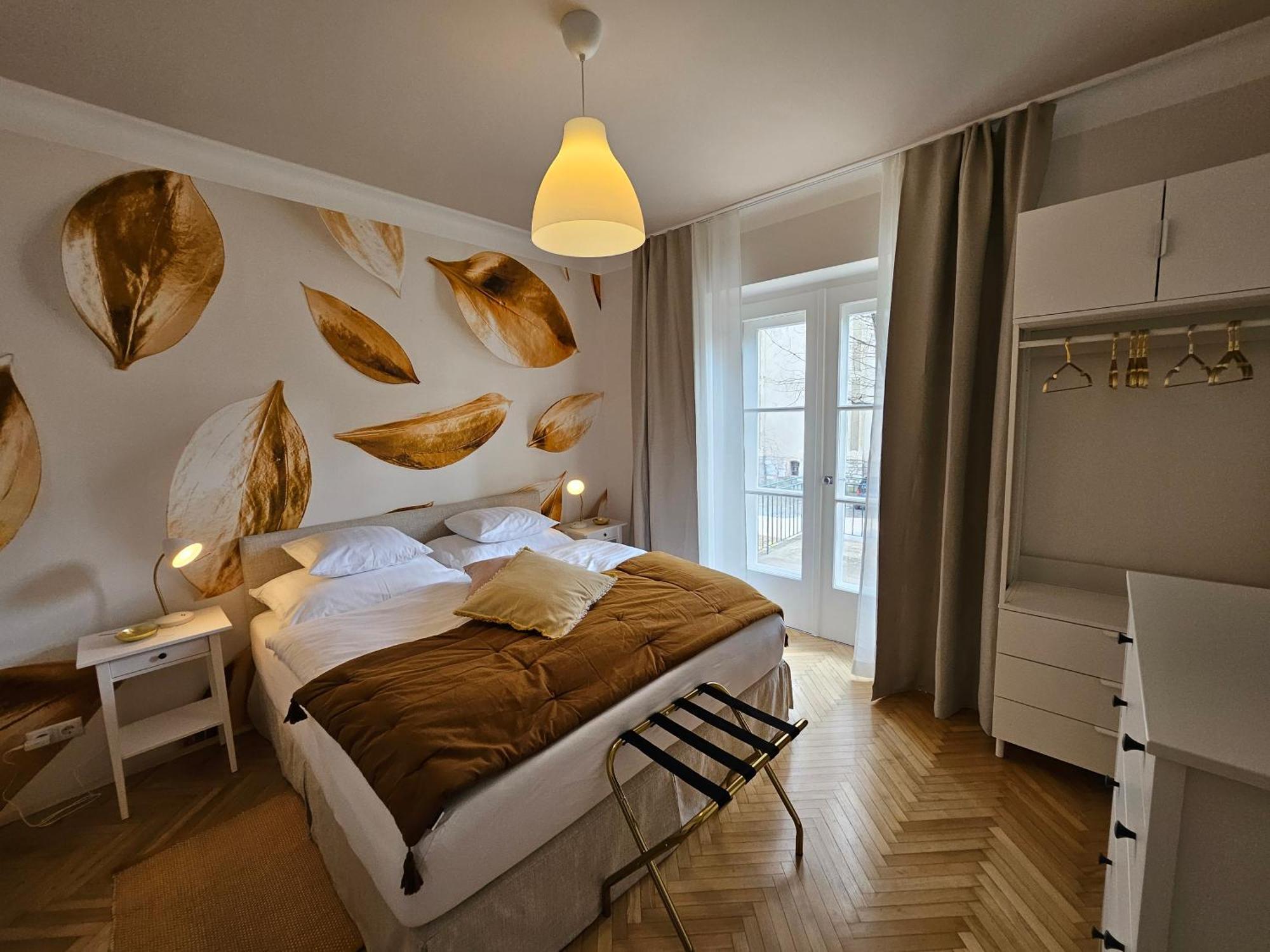 Golden Flat By Grazrentals With Parkview - Brandnew & Free Parking Exterior foto
